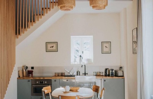 Vernay Apartment | La Tour De Garde, Lyon Country House