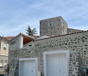 Lussas House | La Tour de l'Hirondelle