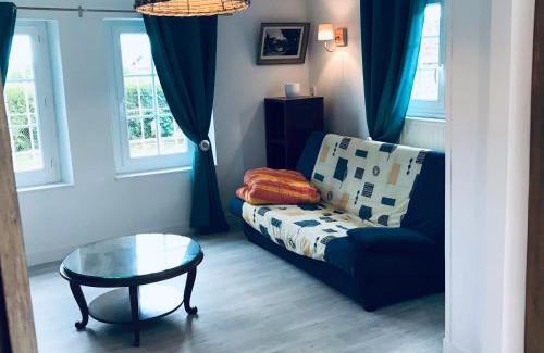 Noyers Saint Martin House | La Treille