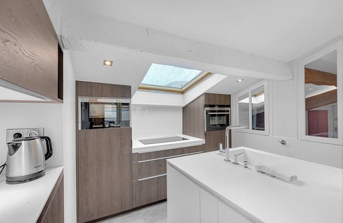 Saint - Michel Apartment | La Tropézienne - Appartement avec terrasse