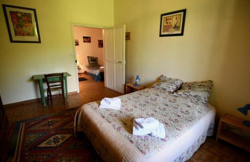 Bourdeaux Bed & Breakfast | La TULIPE SAUVAGE