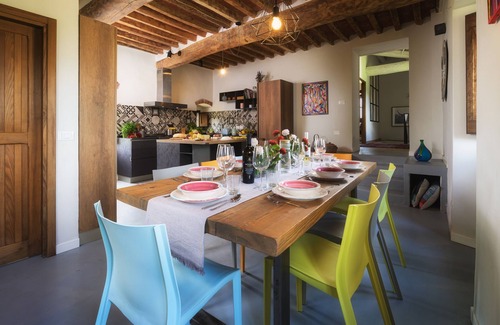 Badiola Villa | La Vecchia Pieve 8, Emma Villas