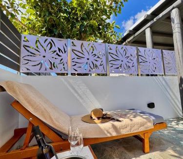 Glisidia Apartment | La vie est belle Luxury Residence With Jacuzzi '2'
