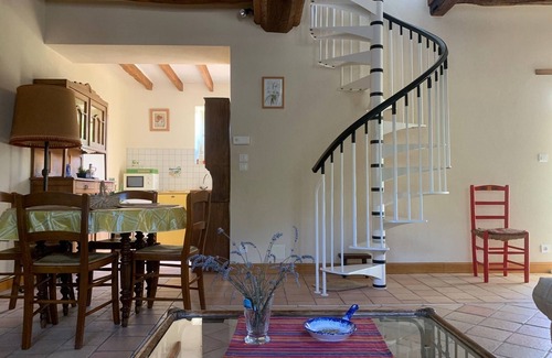 Lasse House | LA VIELLE VIGNE house (70 m2) with shaded garden, in the heart of the village