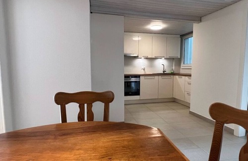 Arlesheim House | La Vigneronne, uitzicht op het meer