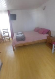 Souge-le-Ganelon Bed & Breakfast | La villa d iska