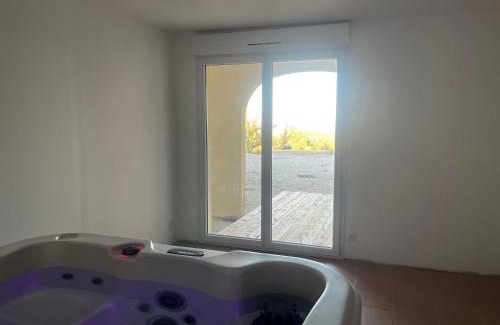 Les Adrets-de-l'Esterel Apartment | La Villa kinza