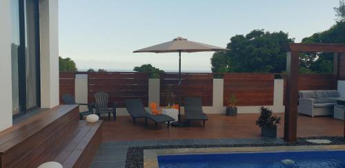 Petite-ÃŽle Villa | La Villa JoLi