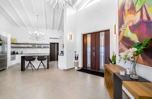 Pelican Key Villa | La Villa Salee Luxury villa