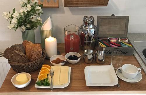 Holbaek Bed & Breakfast | Labaek B&B
