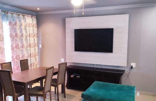 Jozini House | Labas Travellers Guesthouse