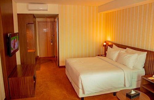 Balige Hotel | Labersa Hotel & Convention Center Toba Balige