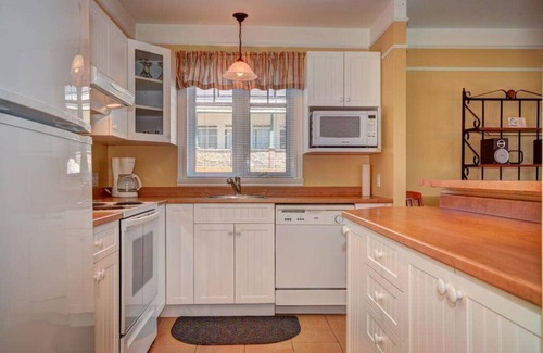 Saint Donat Condo | Lac Archambault Condo 314