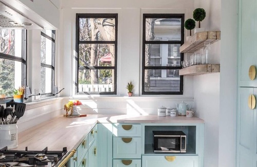 Inman Park Apartment | Lace and Leather by Minty Living
