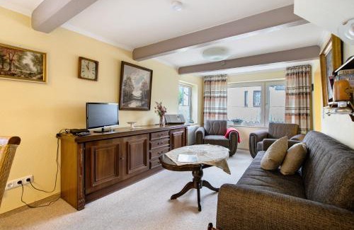 Wesselburen House | Lachmöwe