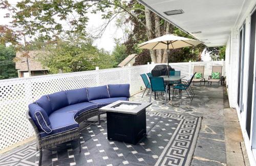 Weirs Beach House | Laconia Hideaway Less Than 2 Miles to Lake Winnipesaukee!
