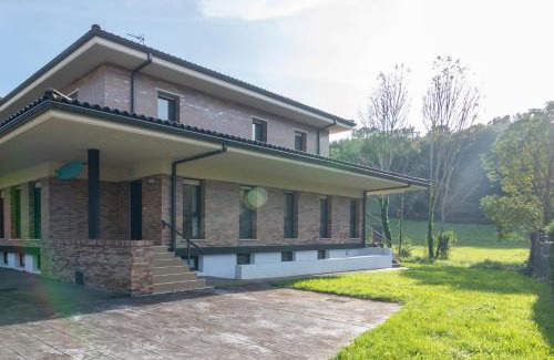 Ibarranguelua House | Laga Blue Surf