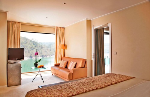 Ferreira do Zezere Hotel | Lago Azul Eco Hotel