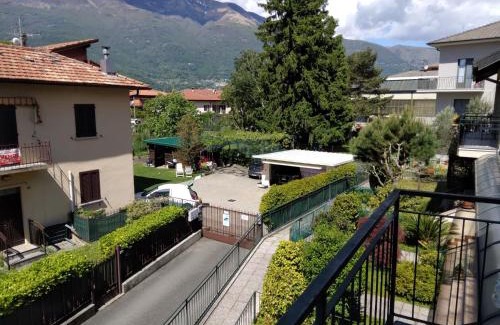 Dervio House | lago dorato