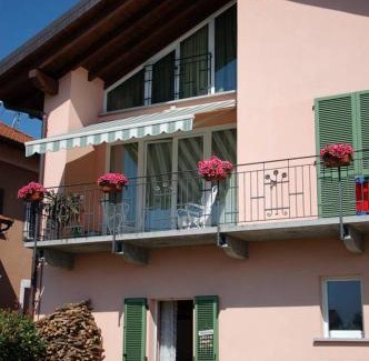 Mercallo Apartment | LAGO MAGGIORE COUNTRY STUDIO