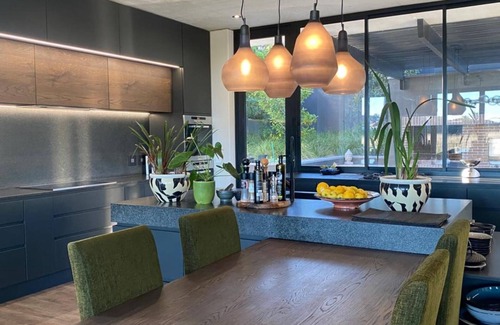 Onrus Villa | Lagoon House - connecting nature and architecture