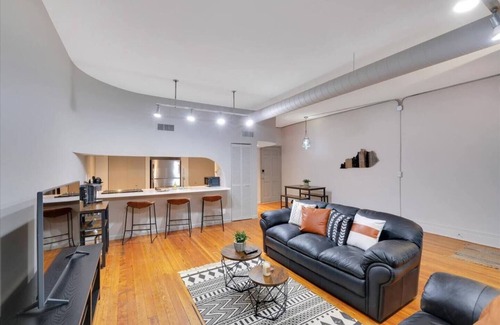 La Grange Apartment | Lagrange Loft - Small Town USA - Bourbon Trail