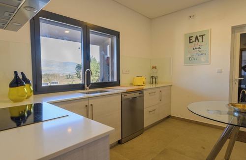 Ferro Villa | Laje da Bica Agroturismo