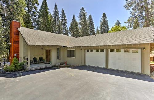 Lake Almanor Country Club House | Lake Almanor Country Club Home with Views!