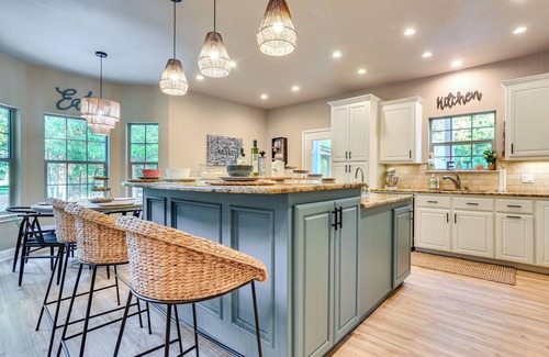 Gober House | Lake Bonham Home: Epic Family Getaway!