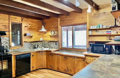 Marion Cabin | Lake cabin