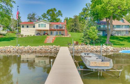 Alexandria House | Lake Darling Hideaway Fish, Boat and Relax!