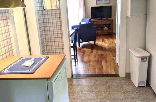 Bath Cottage | Lake Demmon Lodge-Beach,Boats,Fishing,FUN!
