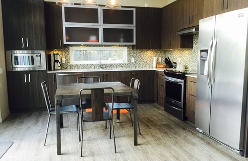 Lake Cowichan Cabin | Lake Front Home Available for Monthly Rentals