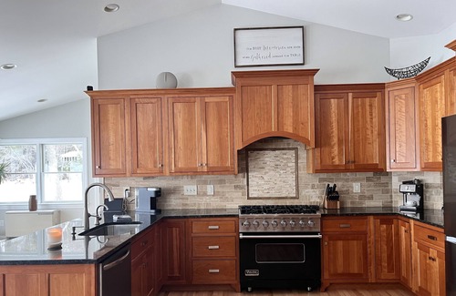 Monmouth House | Lake Front Retreat