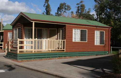 Lake Fyans Resort | Lake Fyans Holiday Park
