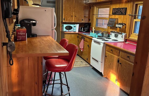 Harrison Cabin | Lake George Lakefront Rental