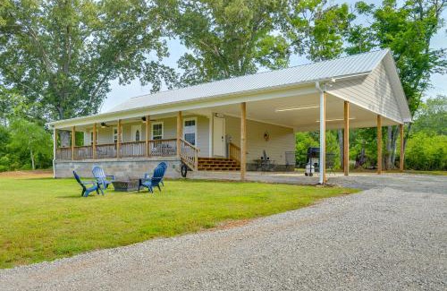 Langston House | Lake Guntersville Vacation Rental with Fire Pit