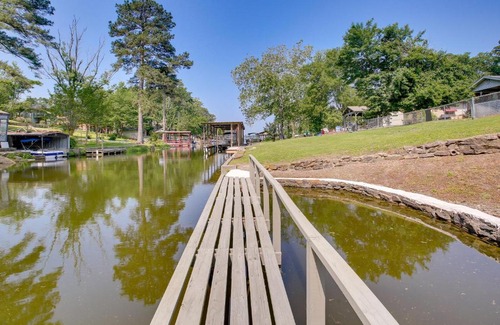 Lakeland House | Lake Hamilton Home 5 Mi to Hot Springs!