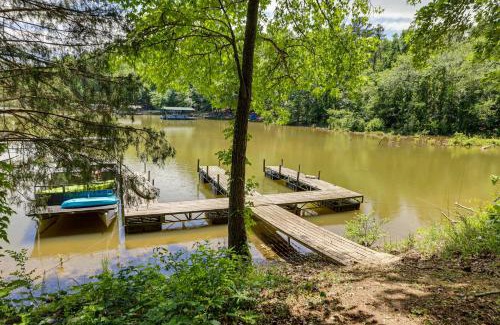 Fair Play House | Lake Hartwell Home with Game Room Near Clemson!
