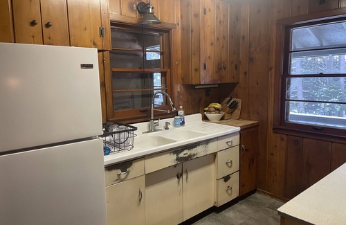 Three Lakes House | Lake Home on Three Lakes chain of lakes, WI Northwoods. 220 ft private frontage