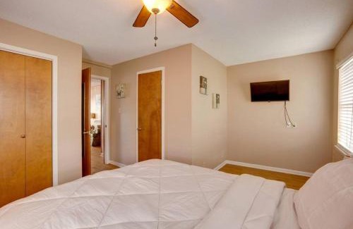 Onalaska House | Lake House in Onalaska, TX