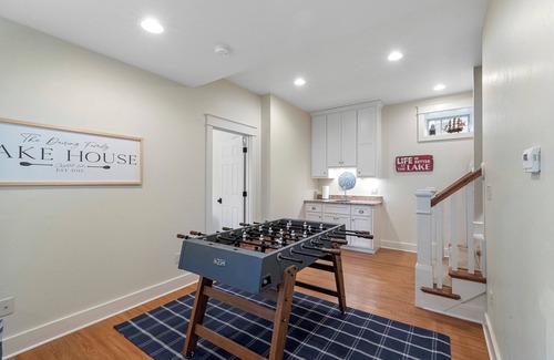 Plymouth House | Lake House-Kayaks/Paddle Boards/Private Pier