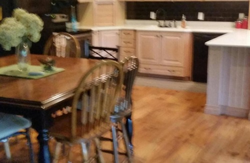 Gleason Cottage | Lake House Located in a Peaceful Quiet Bay on Long Lake