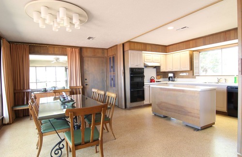 Flowood House | Lake House Retreat - Ski/Fish/Relax on "The Rez"