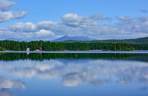 The Bays House | Lake House Retreat
