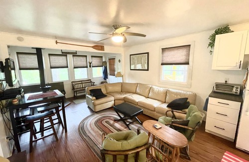 Lake Luzerne-Hadley Cottage | Lake Luzerne Cottage with Lake Rights 15 Min from Lake George