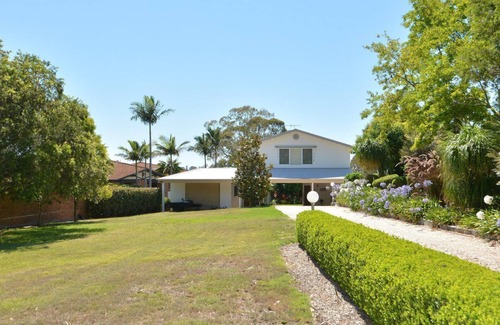 Morisset Park Apartment | Lake Macquaries' Edgewater Studio at Morisset Memories