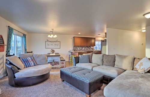 Lonergan House | Lake McConaughy Getaway w/Patio - Walk to Beach