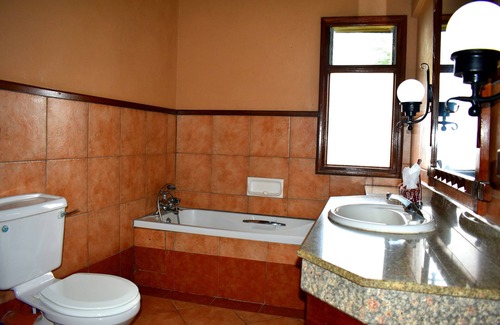 Nakuru Hotel | Lake Nakuru Lodge
