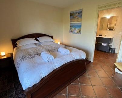 Mouilleron-Saint-Germain Apartment | Lake Noble